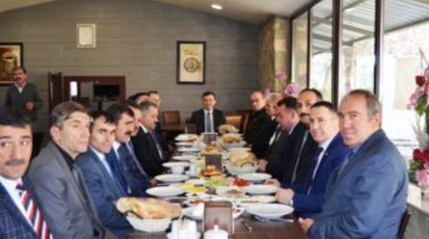 Aziziye Kaymakamlığı’nca Kamu Kurum Ve Kuruluşları İle Kahvaltı Programı Yapıldı