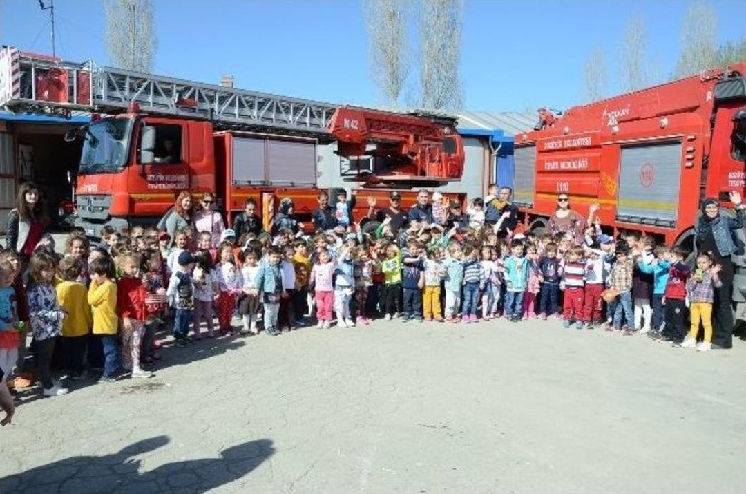 Miniklere Yangın Eğitimi