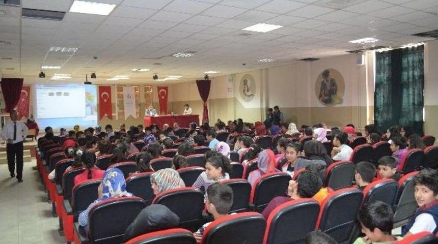 Kahta&rsquo;da, &ldquo;sporda Ahlak Ve K&ouml;t&uuml; Alışkanlıklardan Korunma Yolları&rdquo; Seminerleri D&uuml;zenleniyor