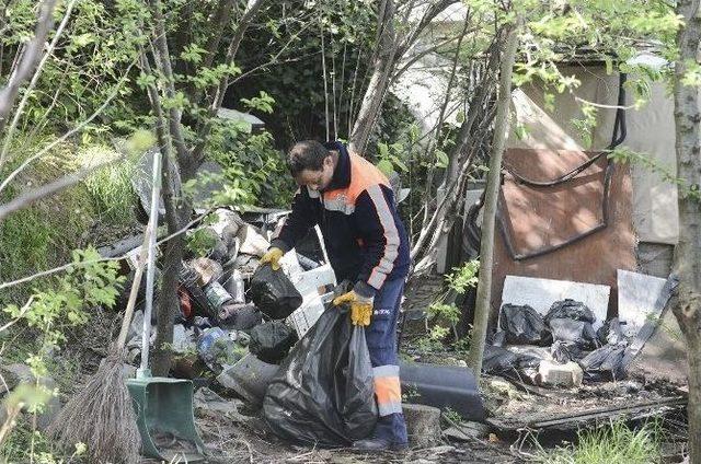 Döndü Teyze’ye Maltepe Belediyesi’nden Temizlik Desteği