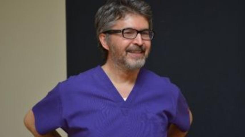 Meme B&uuml;y&uuml;tmede K&ouml;k H&uuml;cre Enjeksiyonu