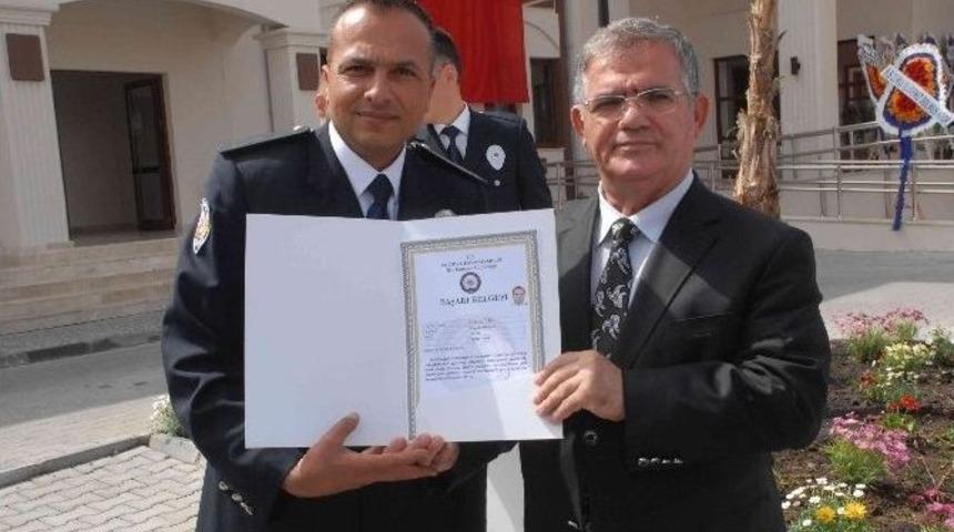 Fethiye&rsquo;de Başarılı Polisler &Ouml;d&uuml;llendirildi