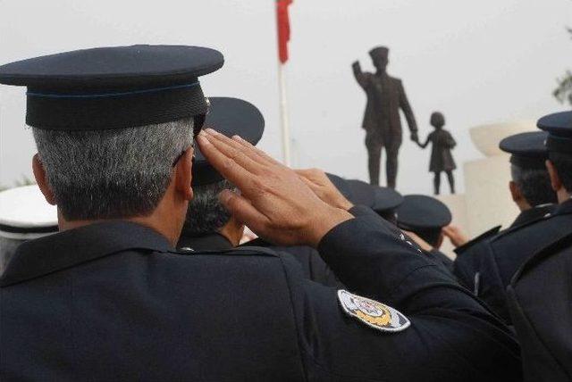 Fethiye’de Başarılı Polisler Ödüllendirildi