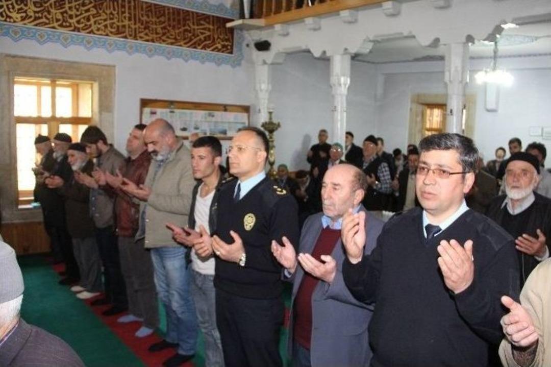 İl&ccedil;e Emniyet M&uuml;d&uuml;rl&uuml;ğ&uuml;&rsquo;nden Mevlit Programı