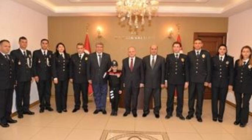 &Ccedil;akacak: &ldquo;polisimiz Su&ccedil;laya Demir Yumruk, Vatandaşa Kadife Gibidir&rdquo;