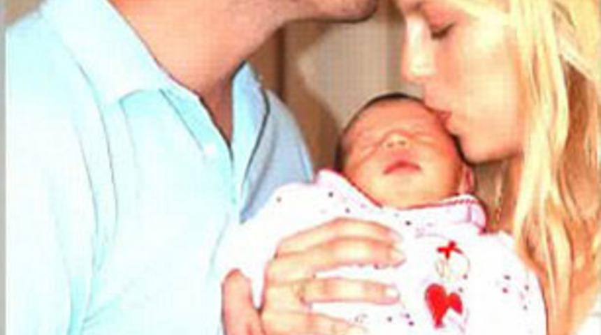 D&uuml;nya bu &ccedil;ifti konuşuyor