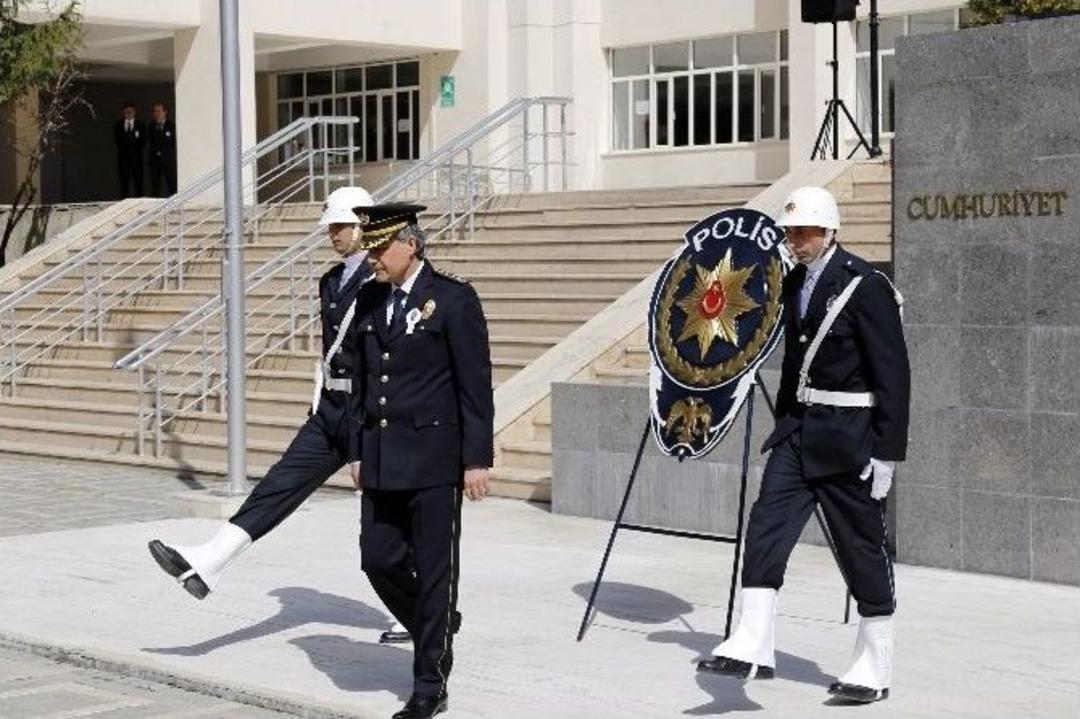 T&uuml;rk Polis Teşkilatı 171 Yaşında