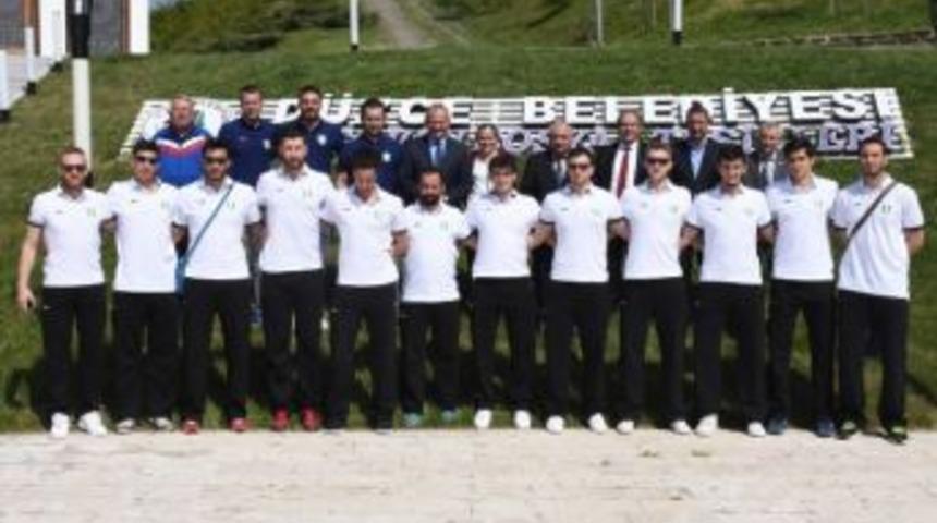 Başkan Sporculara Moral Verdi