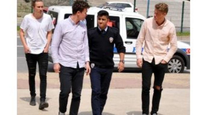 Norve&ccedil;li &Ccedil;anta Hırsızları