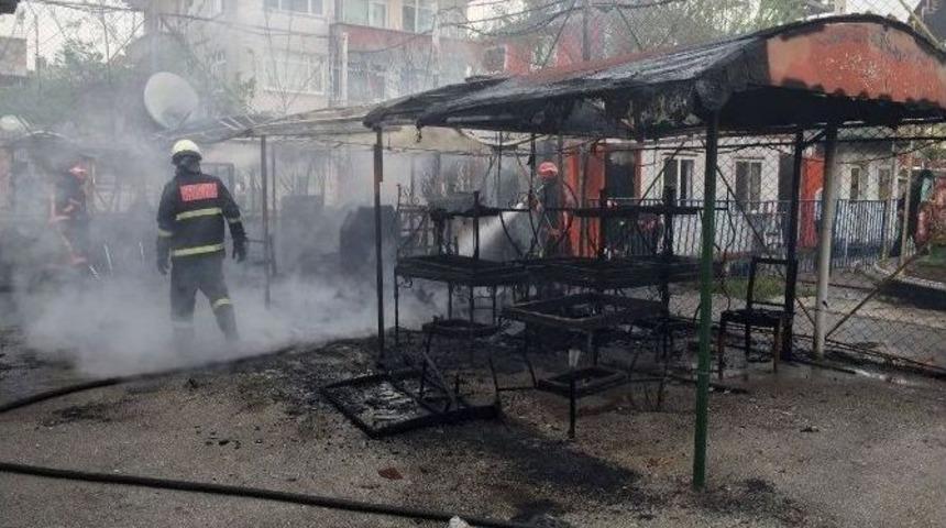 Lunapark&rsquo;ta Korkutan Yangın