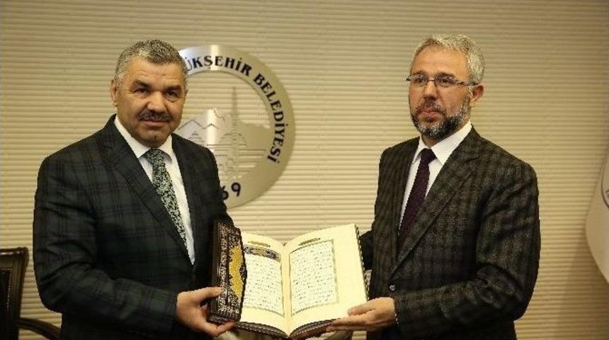 "halkımızı Manen De Kalkındırmalıyız"