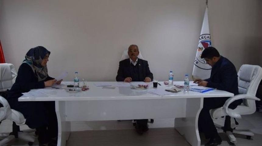 Ak&ccedil;adağ Meclisi&rsquo;nde Komisyon Se&ccedil;imleri Yapıldı