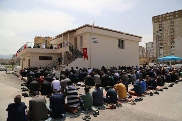 Aslına Uygun Olarak Onarılan Bozatlıpaşa Camii Yeniden İbadete Açıldı