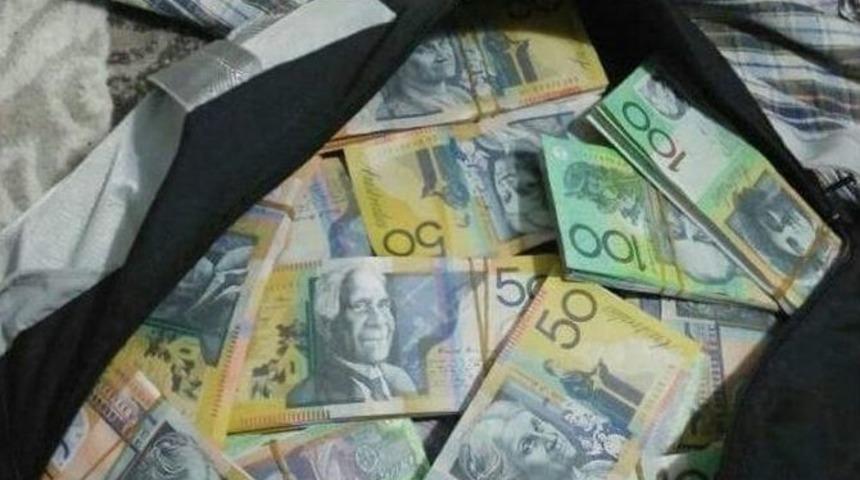 Uşak&rsquo;ta Sahte 267 Bin Avustralya Doları Ele Ge&ccedil;irildi