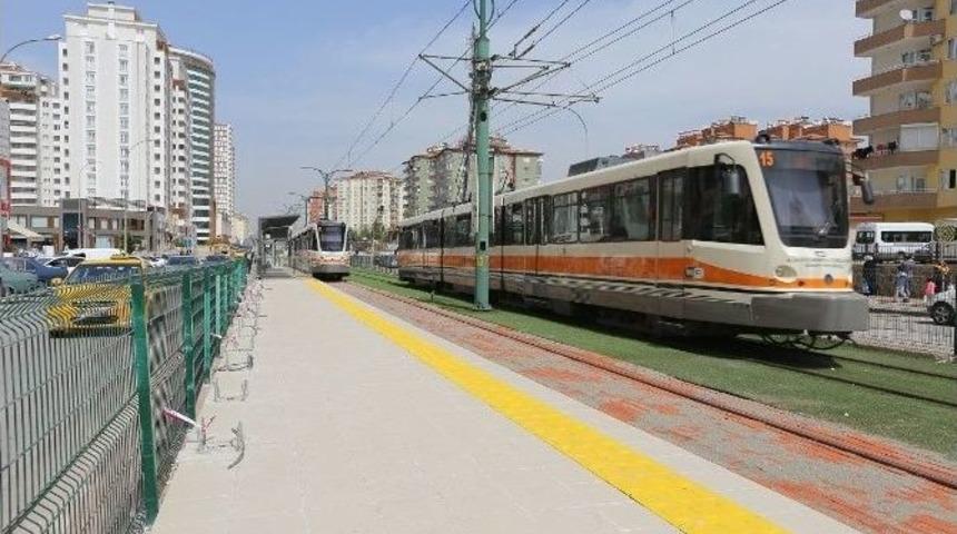Tramvay Ve Duraklarına Yeni D&uuml;zenleme