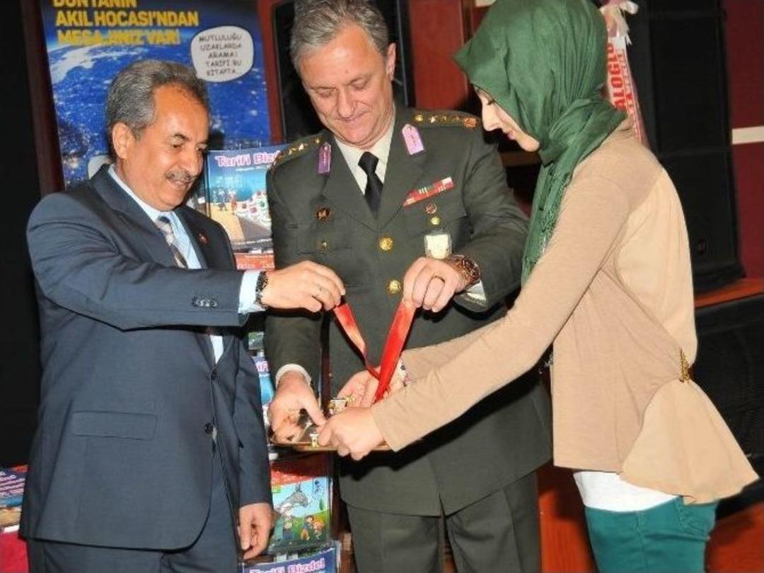 Akşehir&rsquo;de &ldquo;d&uuml;nyanın Akıl Hocası&rsquo;ndan Mesajınız Var&rdquo; Lansmanı