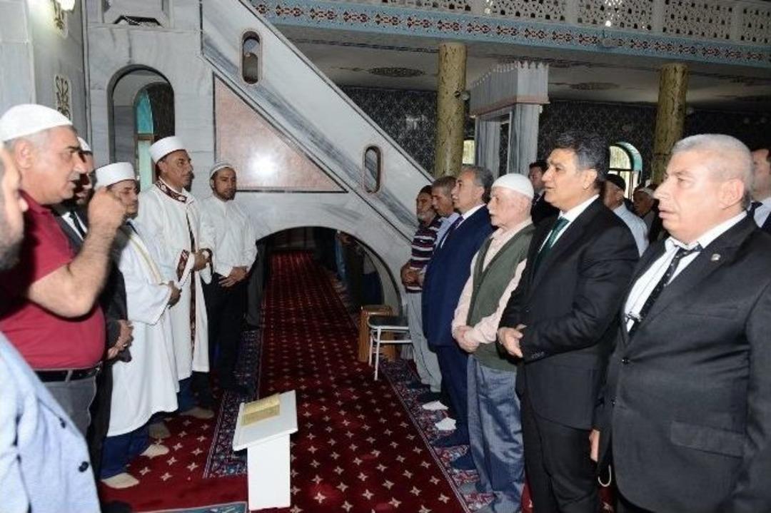 Şehit Polisler İ&ccedil;in Mevlit Okutuldu