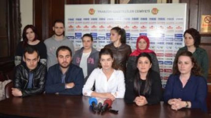 Aynı Bölümde Eğitim Gördükleri 45 Öğrencinin Şikayetini Hiçe Saydılar, Öğretmenlerini Savundular