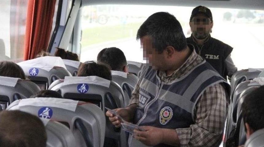 Terörle Mücadele Polisi Şehir Girişlerinde Kuş Uçurtmuyor