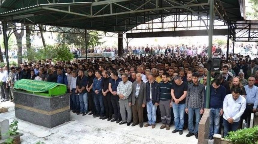 Ak Parti&rsquo;nin Acı G&uuml;n&uuml;