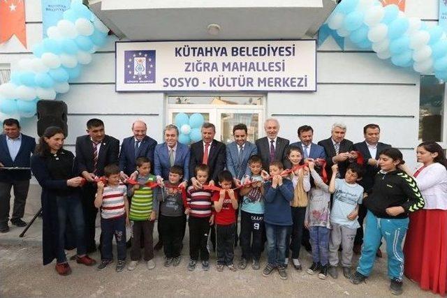 Kütahya Belediyesi’nden Zığra Ve İkizhüyük Mahallelerine Sosyo-kültür Merkezi