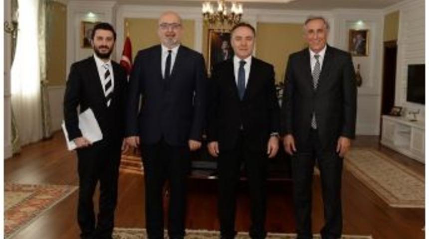 Devlet Tiyatrosunda Oyunlar Ara Vermeden Devam Edecek