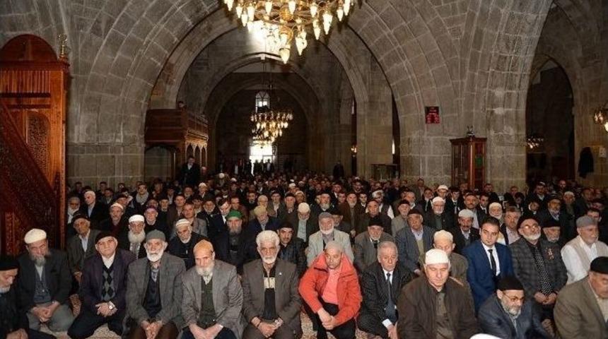 Şehitlerimiz İ&ccedil;in Mevlid-i Şerif