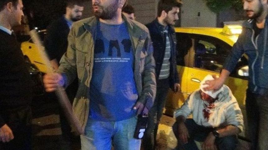 20 Kişi Birbirine Girdi, Araya Giren Esnaf Ayıramadı