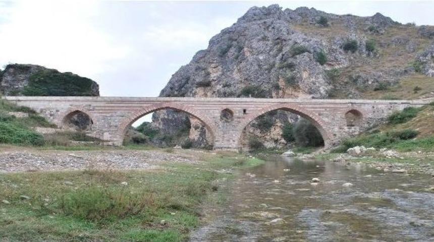 Tarihi Kurt K&ouml;pr&uuml;&rsquo;n&uuml;n Onarımına Başlanıyor