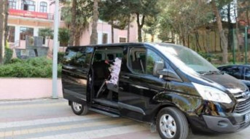 Kaymakam Hasta, Yardıma Muhta&ccedil; Ve Gaziler İ&ccedil;in &Ouml;zel Vıp Aracı Aldı