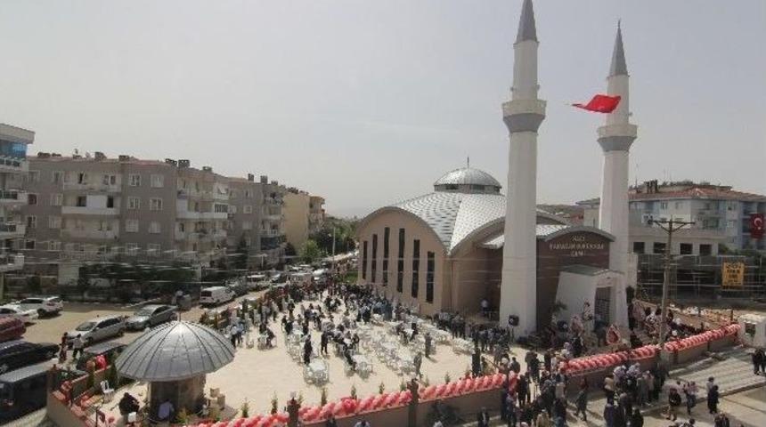 Hacı Ramazan B&uuml;k&uuml;şoğlu Camii İbadete A&ccedil;ıldı