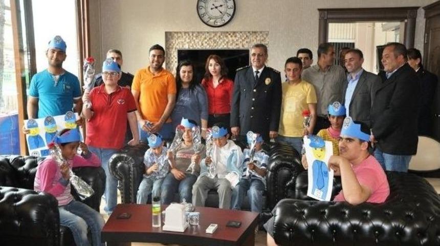 &Ouml;ğrencilerden Emniyete Ziyaret