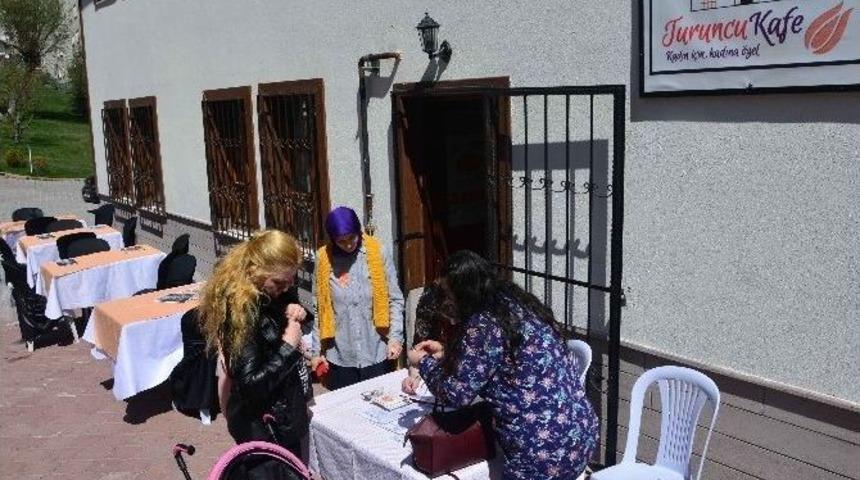 Kadınlar Turuncu Cafede Buluşacak