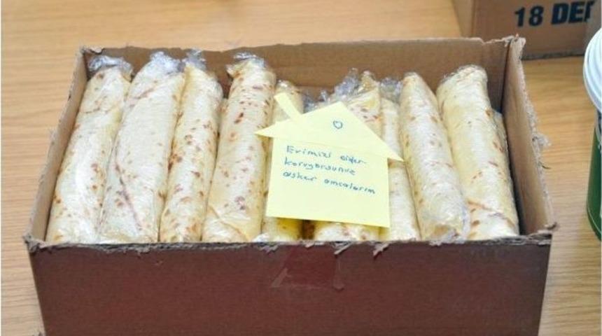 Mehmet&ccedil;iğe Yurdun D&ouml;rt Bir Yanından Moral Yağıyor