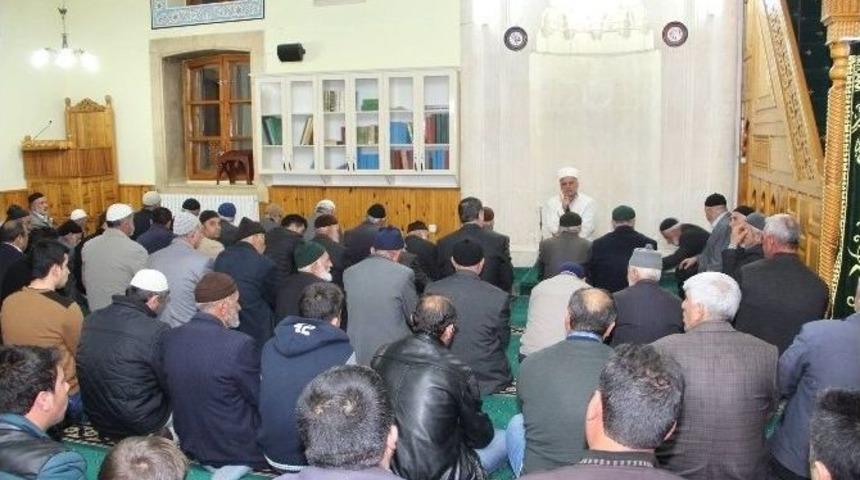 Osman &Ouml;ztaş Hocalarını Unutmadılar