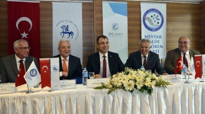 İzmir&rsquo;i Yıldızlaştıracak Dev Proje İ&ccedil;in 2.5 Milyon Liralık Bağış