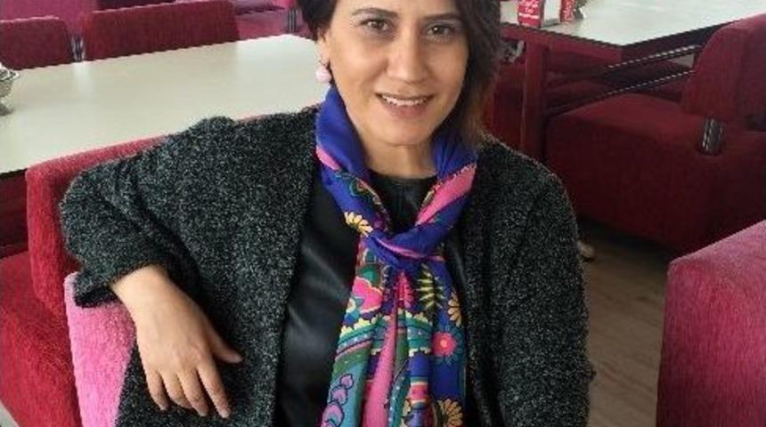 Azeri Sanat&ccedil;ı Azerin, Hdp&rsquo;nin &rsquo;biz Azerbaycan&rsquo;ı Kınıyoruz&rsquo; A&ccedil;ıklamasına Tepki G&ouml;sterdi