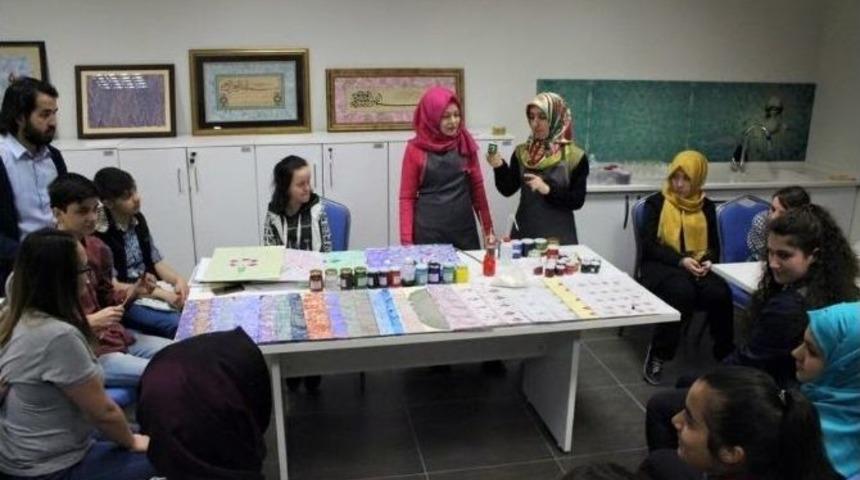 Akademi Lise, Gen&ccedil;leri Sanatla Buluşturuyor