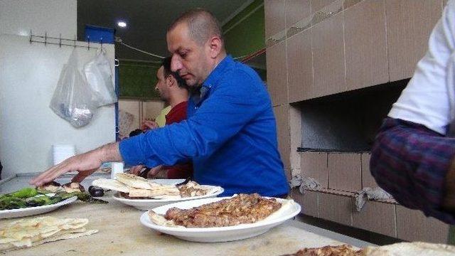 Kızıltepe’de Dobelanlı Kebaba Yoğun İlgi