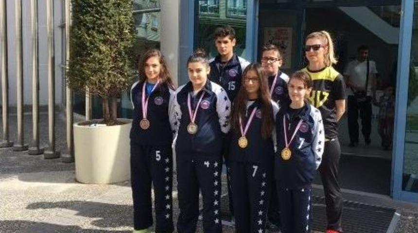 Gkv&rsquo;li Altın Kula&ccedil;lar T&uuml;rkiye Şampiyonasına Gidiyor