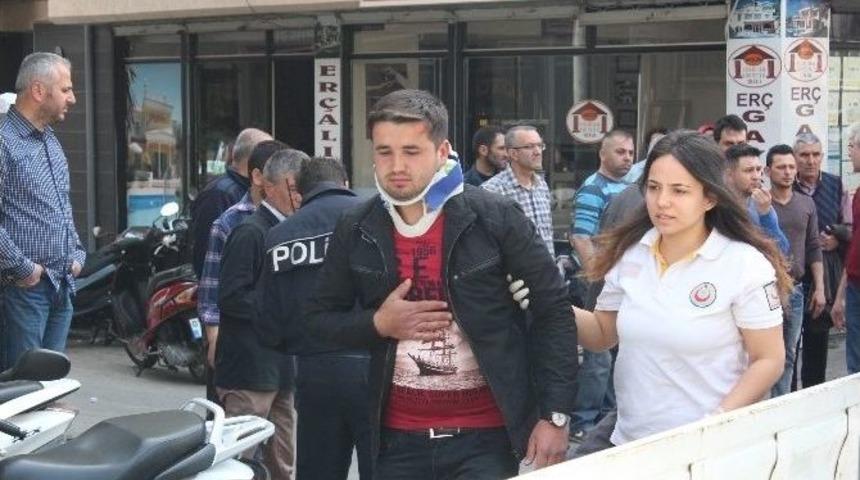 Nazilli&rsquo;de Kamyonetle Motosiklet &Ccedil;arpıştı: 1 Yaralı