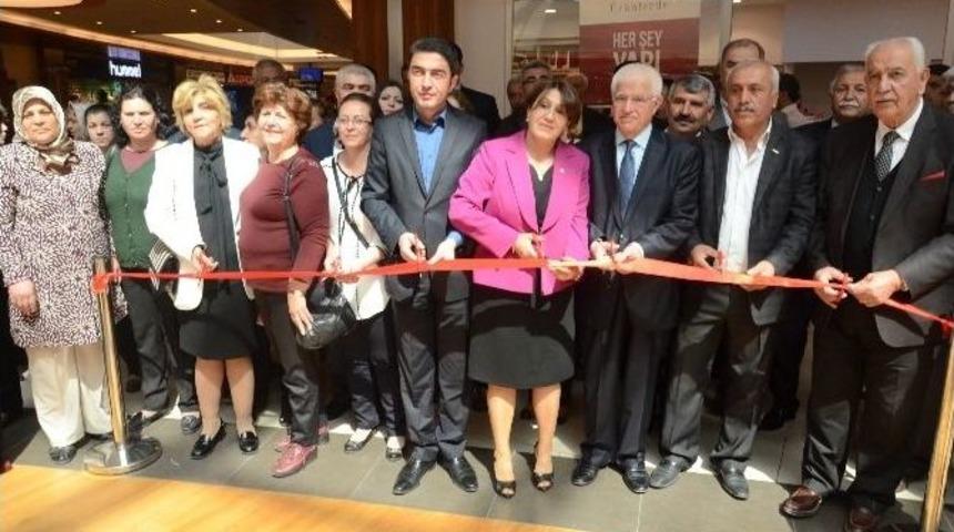 Chp&rsquo;li Kadınlardan Yoksul &Ouml;ğrenciler Yararına Kermes