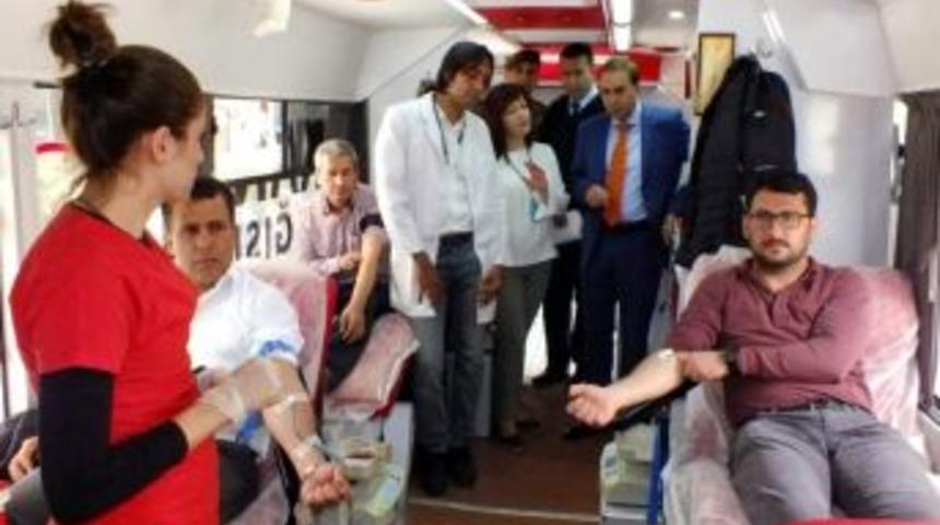 Serik&rsquo;te Kızılay Kan Bağışı Kampanyası