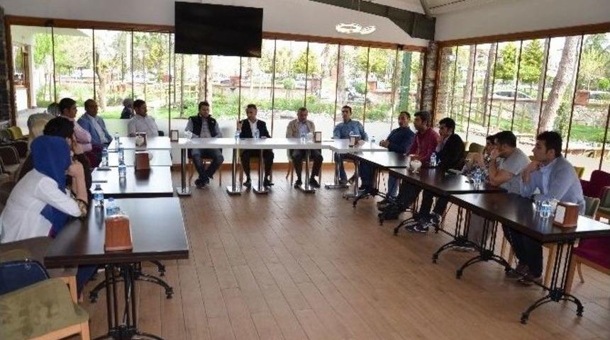 Belediye Personeli İle Kahvaltıda Bir Araya Geldi