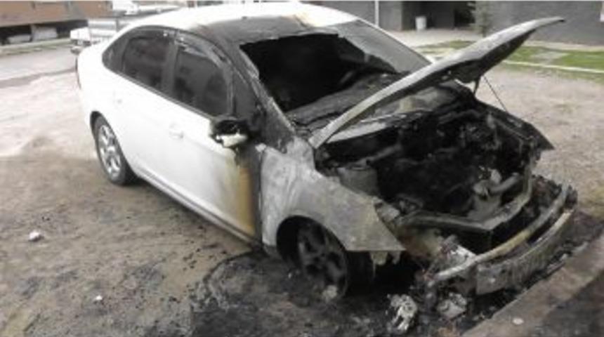 Kulu&rsquo;da Otomobil Yandı