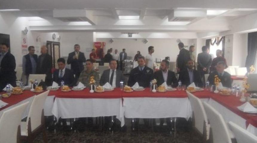 Kaymakamdan Polislere Yemek