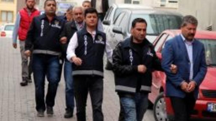 Sahte Belgelerle Engelli Raporu Alıp Vatandaşı Emekli Eden &Ccedil;ete &Ccedil;&ouml;kertildi