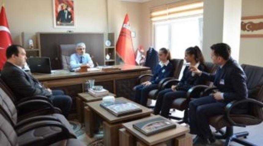 &Ouml;ğrenciler Ab&rsquo;yi Anlattı