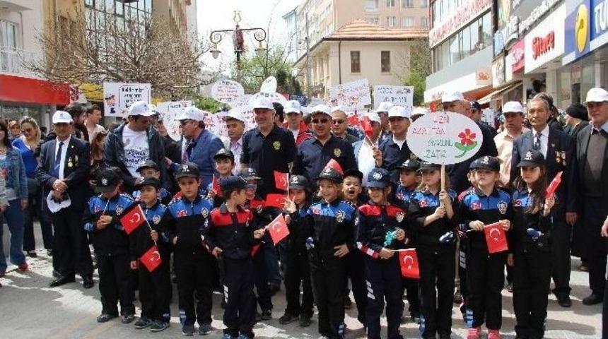 K&uuml;tahya&rsquo;da Polis-halk Y&uuml;r&uuml;y&uuml;ş&uuml;