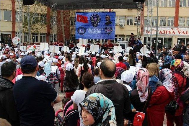 Kütahya’da Polis-halk Yürüyüşü